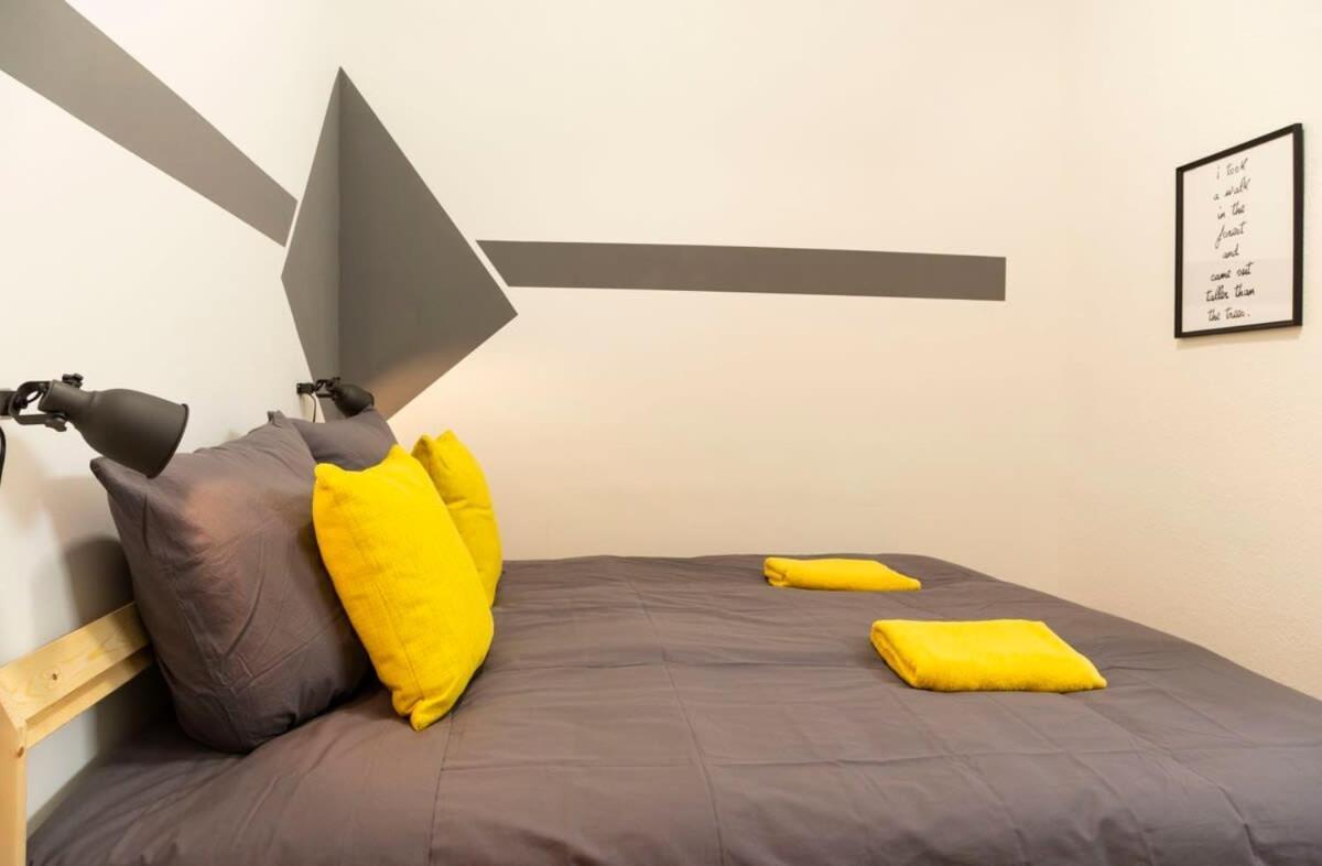 Modern 2 Bedroom Apartment In Berlin Schoeneberg المظهر الخارجي الصورة