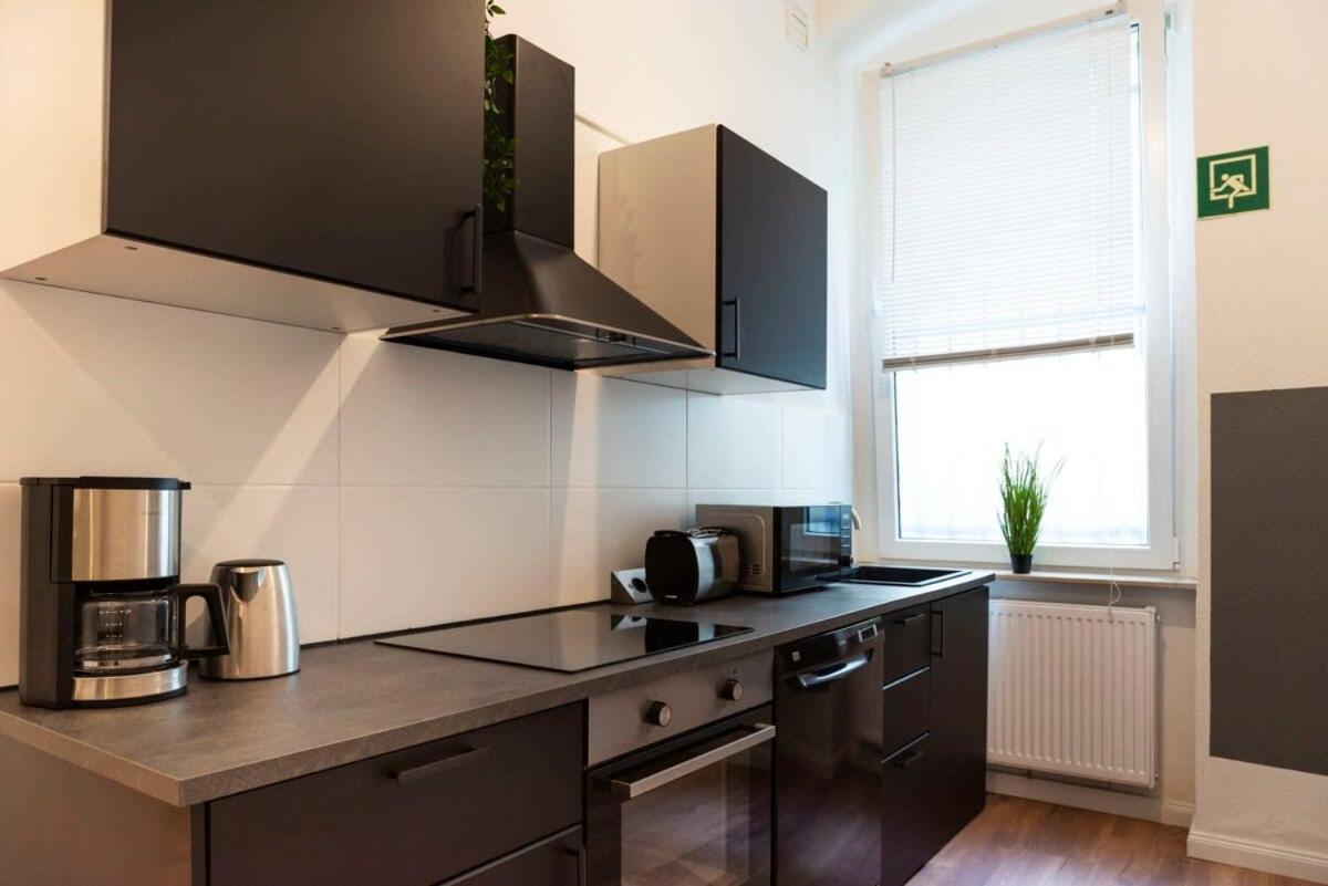 Modern 2 Bedroom Apartment In Berlin Schoeneberg المظهر الخارجي الصورة